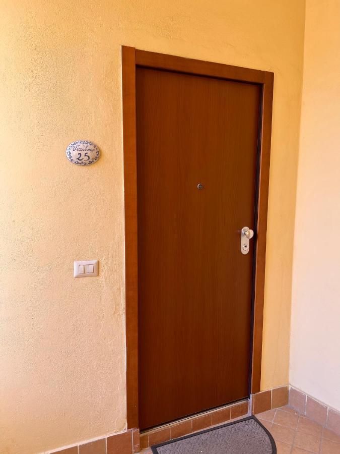 Vico Longo 25 - Ensuit Flat In The Heart Of Neapol Exteriér fotografie